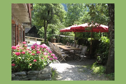 Chalet, bed & breakfast, appartementen in Vaujany Alpe d'Huez HW095